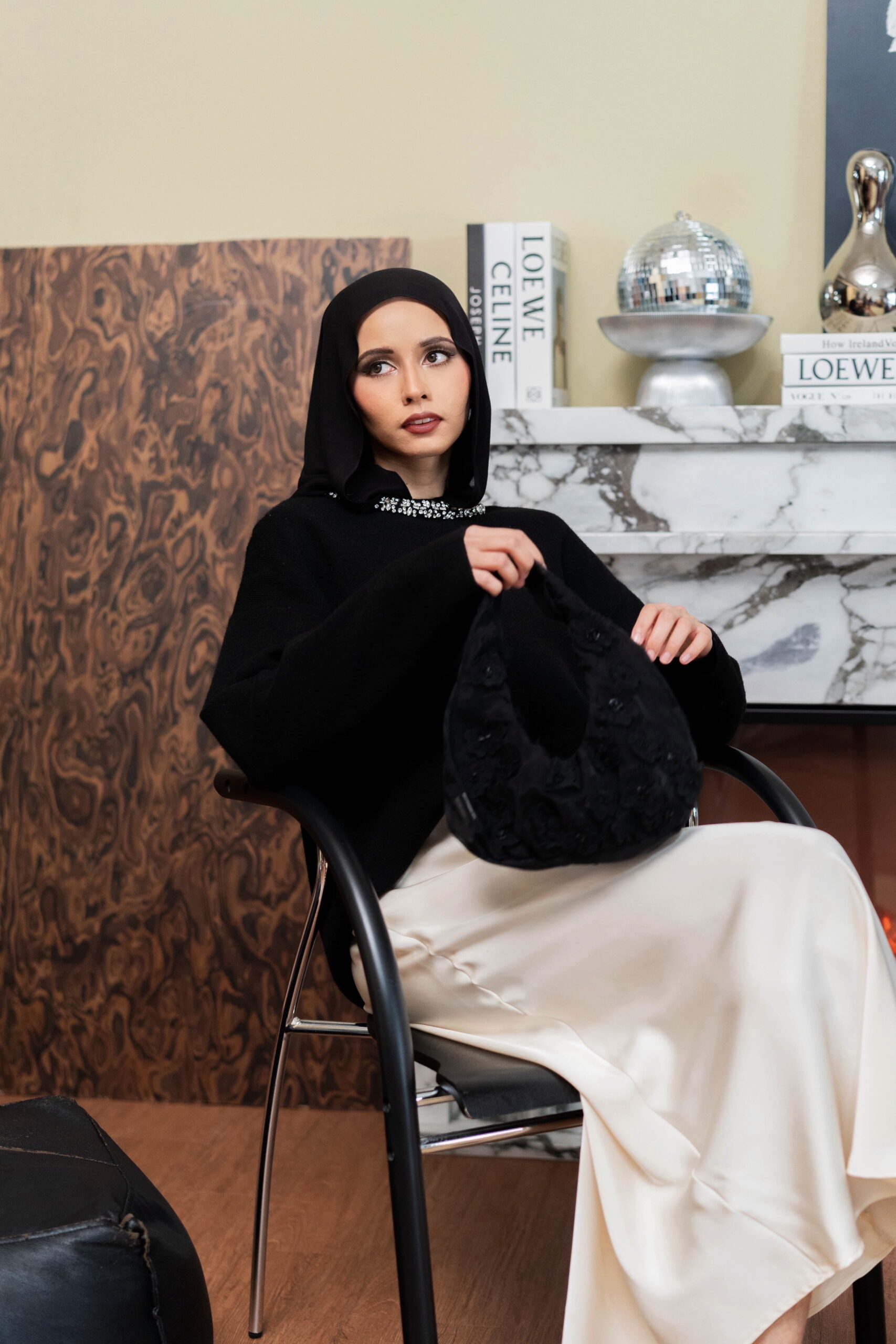 Marble Muse - Image 5