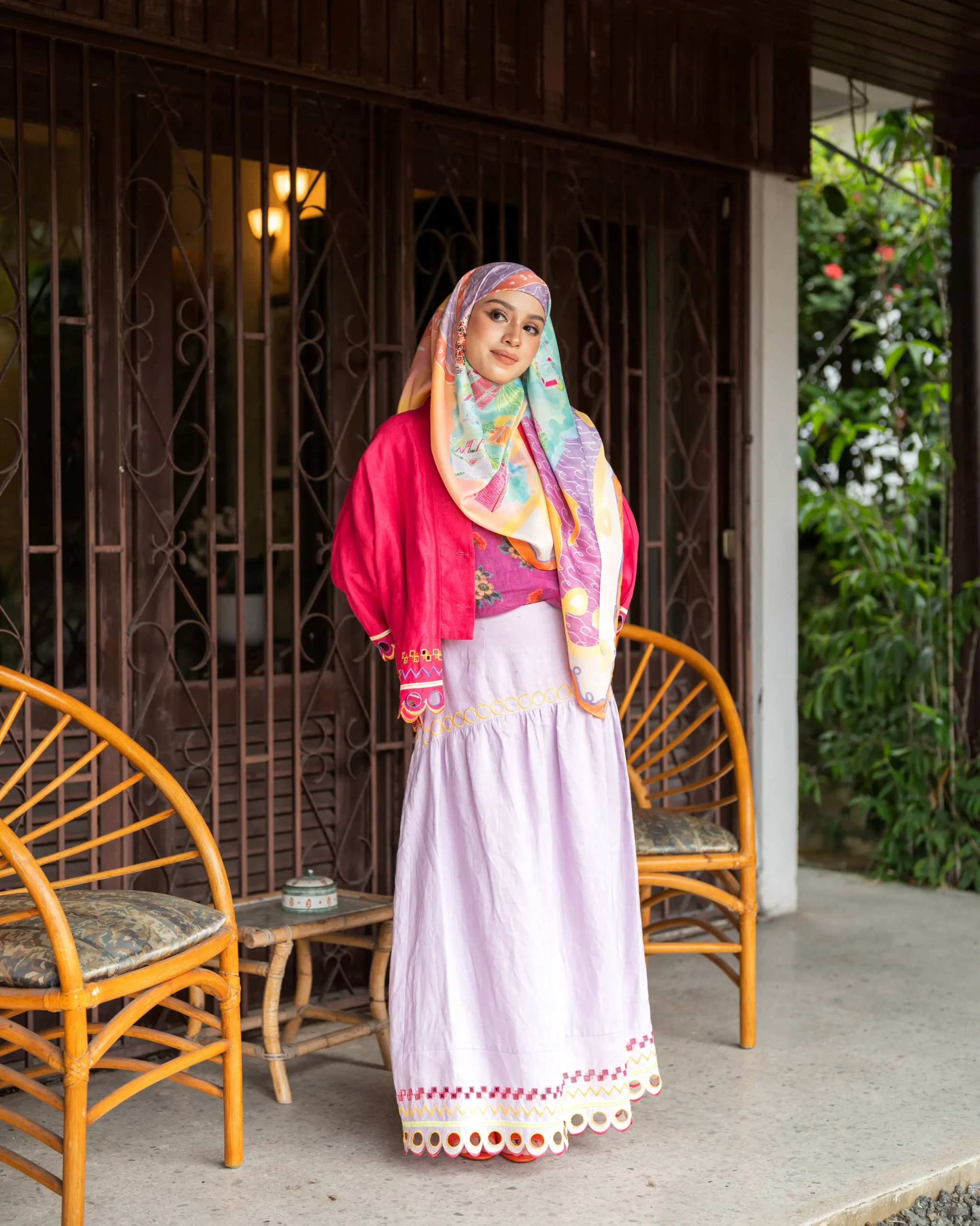 Wanderer (Twill Satin Square) - Image 4